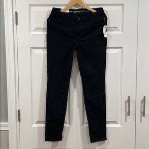 New Old Navy Super Skinny Mid Rise Size 8 Regular